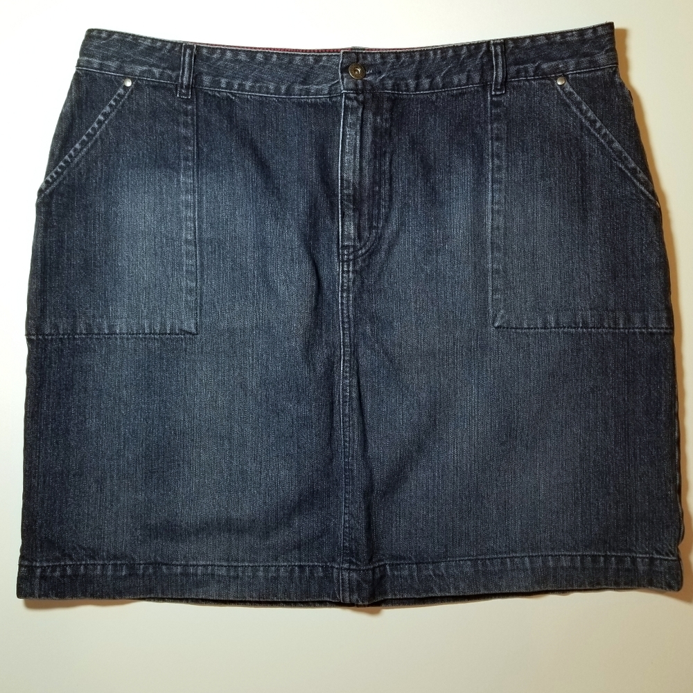 Tommy Hilfiger denim skirt